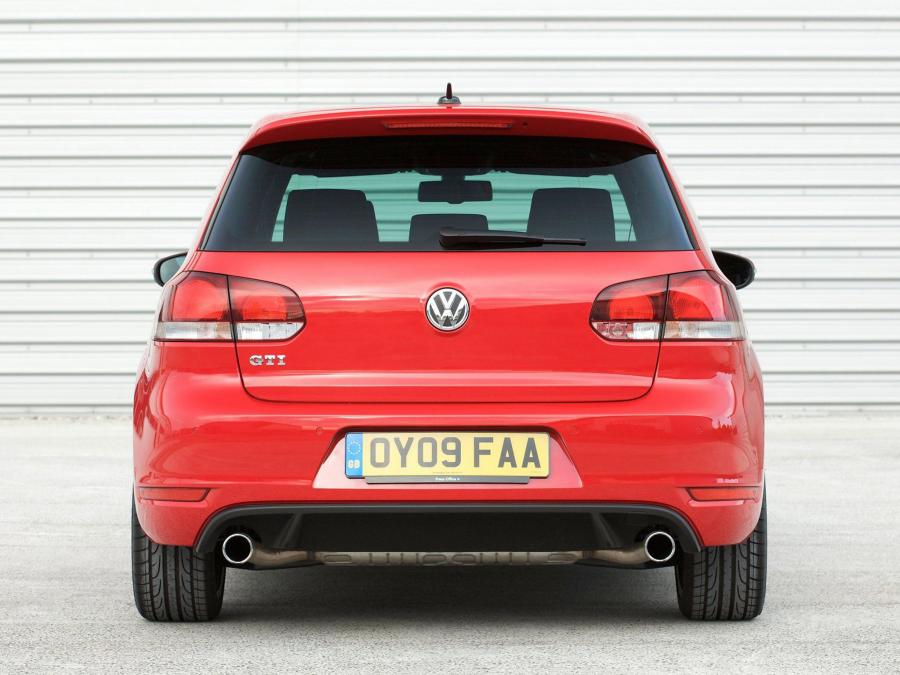  Volkswagen Golf GTi 3-Door 2009 года  (UK) (фото 12 из 12)